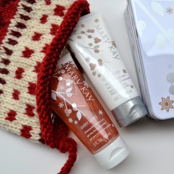 NWB Mary Kay Winter Wishes limited edition holiday body lotion and shower gel - Picture 2 of 5